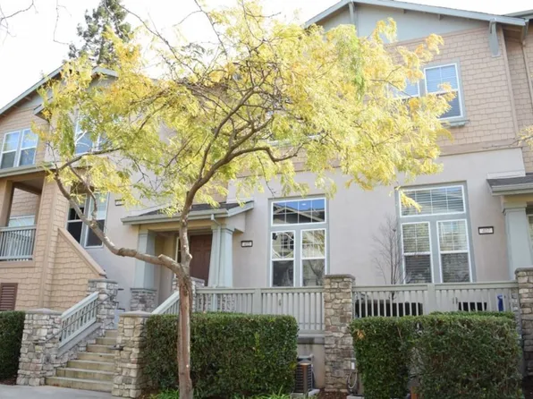 405 Washington Sq #19, Sacramento, CA 95811