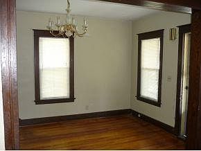 4th image of 35 Dennison Ave