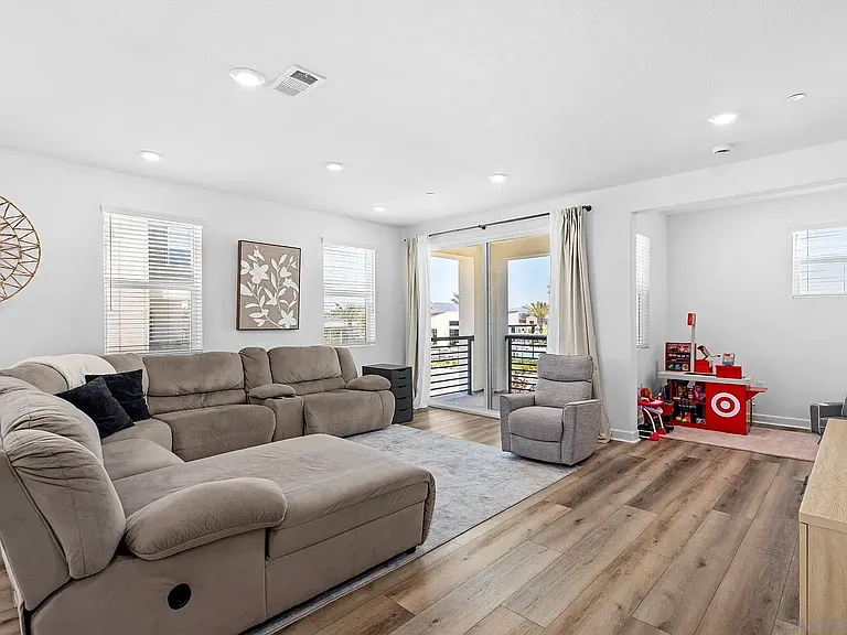 792 Vada St #1 — Photo 7