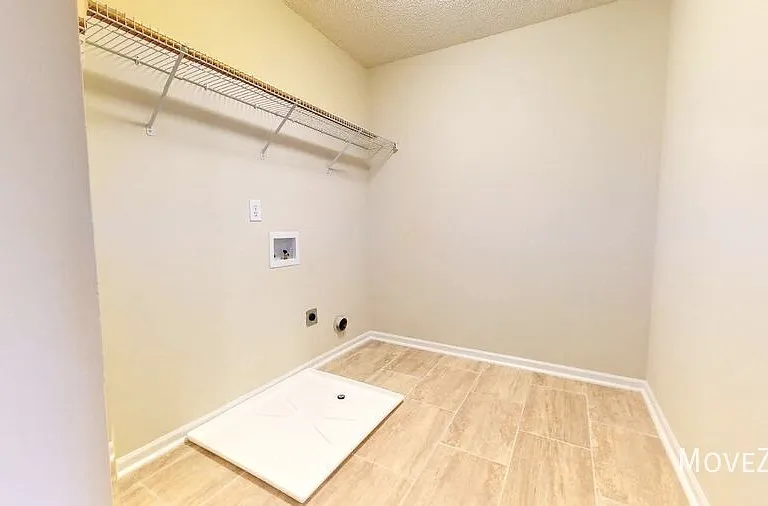 312 Arbor Greene Dr — Photo 31