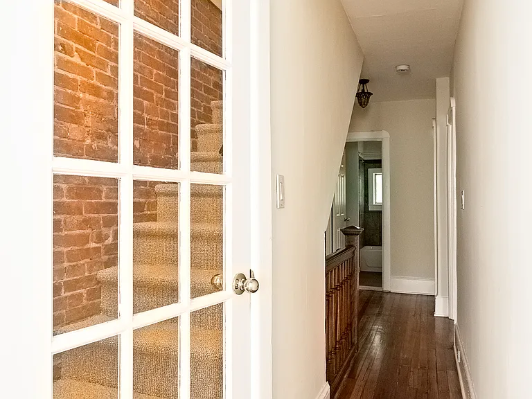 3 Lee Ave — Photo 27