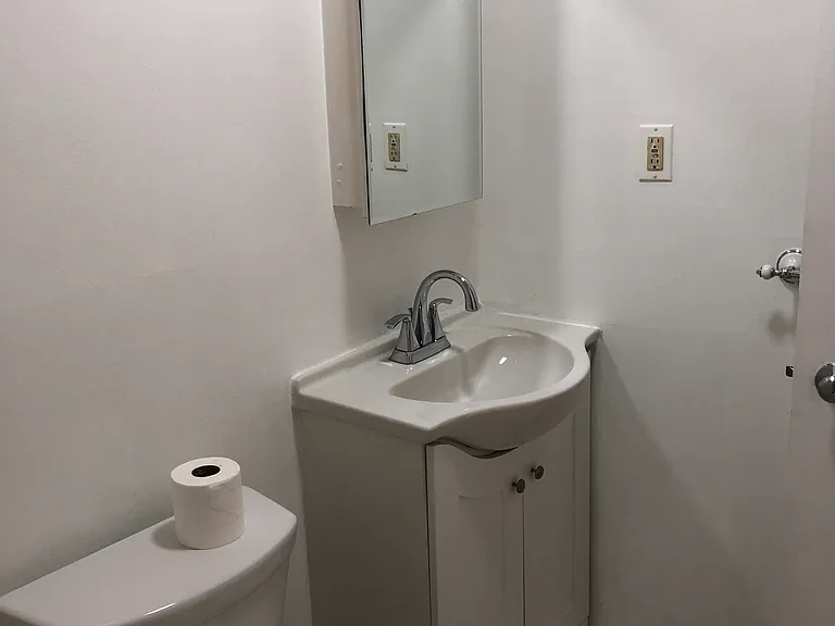 48 Washington Ave #203 — Photo 7