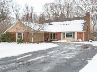 4380 S Tanglewood Trl, Saint Joseph, MI 49085