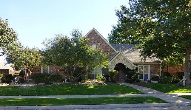 2nd image of 140 Sand Point Ct