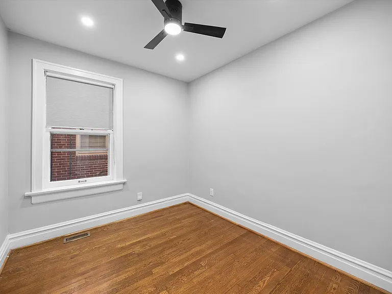 7373 Pershing Ave #1-1W — Photo 14