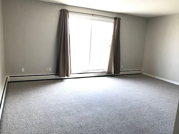 5th image of 102nd Ave #14903