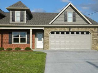 76 Southshore Dr, Fort Oglethorpe, GA 30742