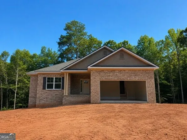 354 Blackberry Ct, Pendergrass, GA 30567