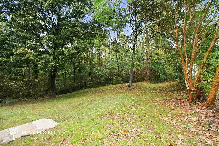 3 bed, 2.0 bath, 1250 sqft, $1,645 — Photo 2