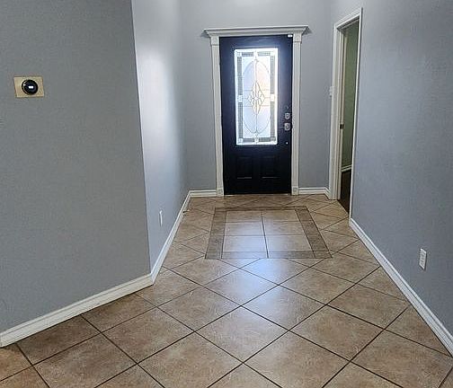 3rd image of 3205 White Tail Dr