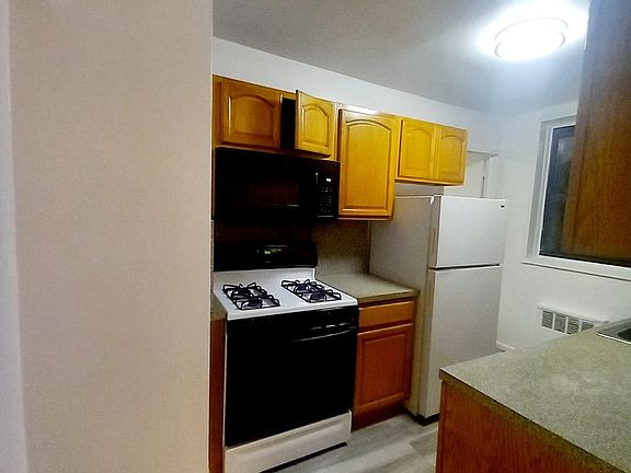 2nd image of 30 Bay 29 St #4D
