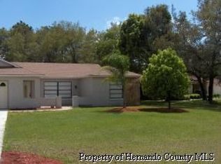 8012 Philatelic Dr, Spring Hill, FL 34606