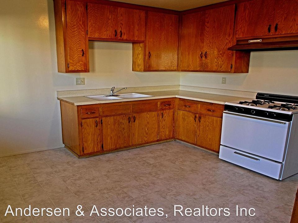 2nd image of 404 S 5th Ave APT B