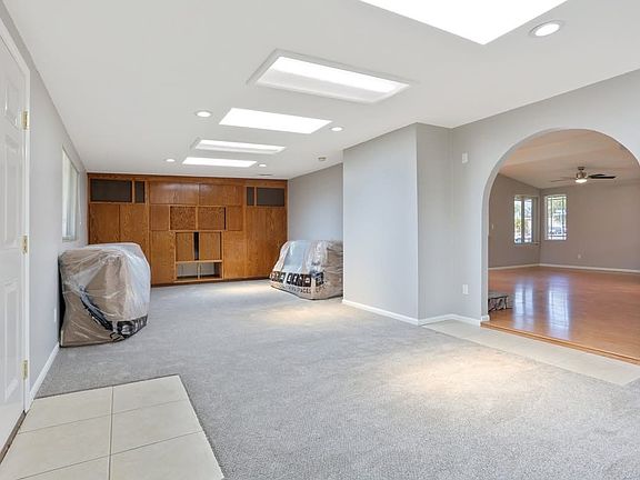 5th image of 3134 Melbourne Dr