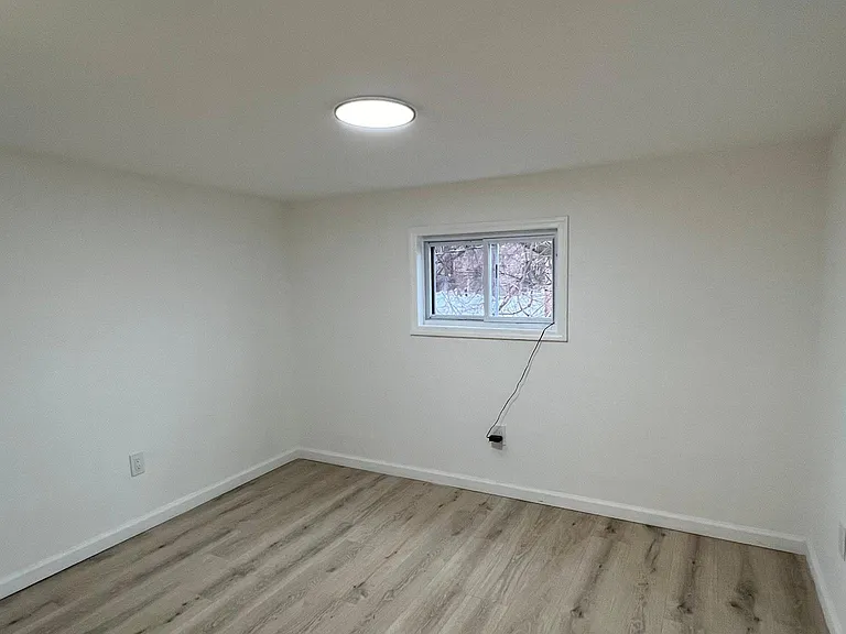 355 4th St #2 — Photo 8