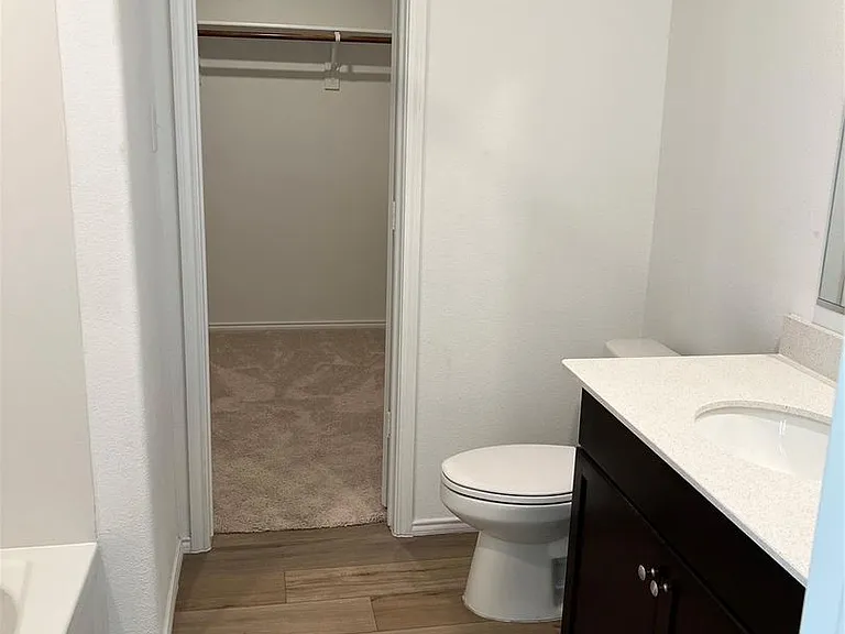 7300 Jackrabbit Ave — Photo 4