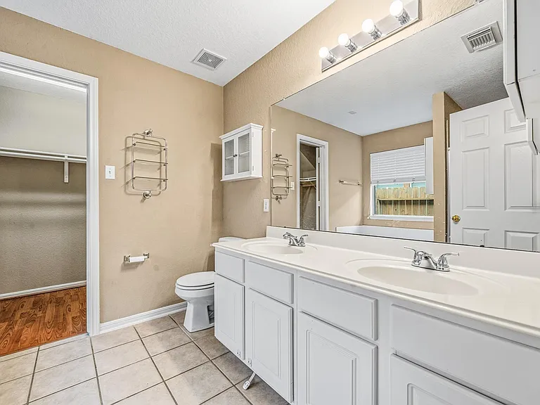 17935 Rose Hill Park Ln — Photo 16