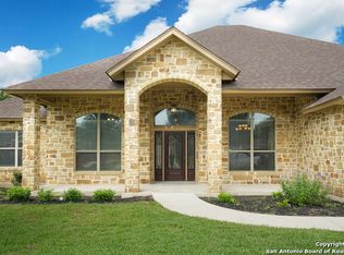 1212 Windsong Dr, Seguin, TX 78155