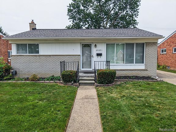 2nd image of 29391 Mark Ave
