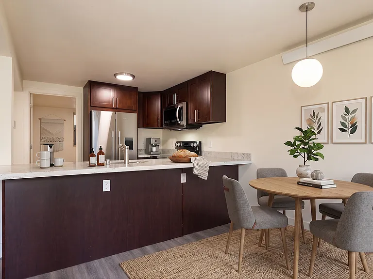 Seattle 3 Bedroom Apartment for Rent | Newly Remodeled Home with In-Unit Washer/Dryer, Private En... — Photo 43