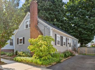 16 Myrtle St, Beverly, MA 01915