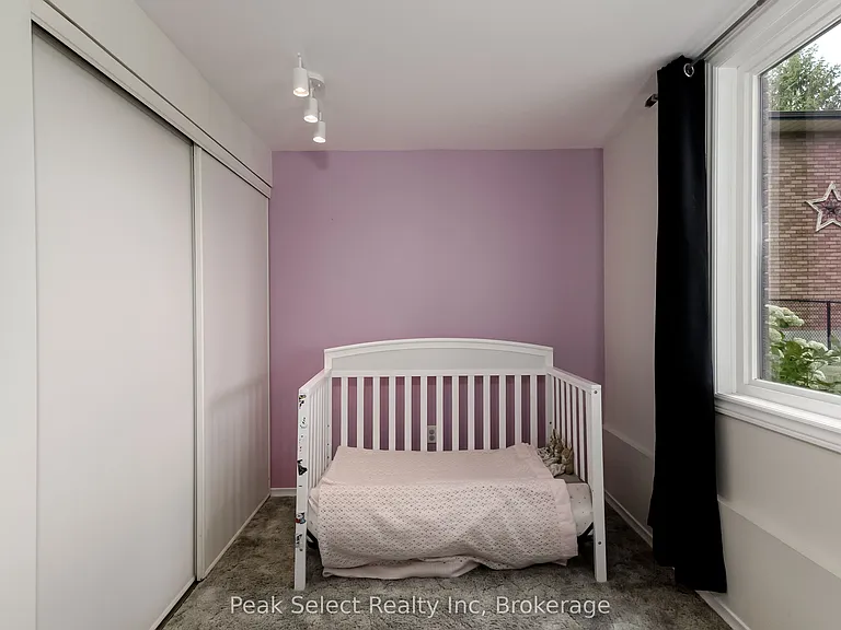 7 Hillside Ct — Photo 30