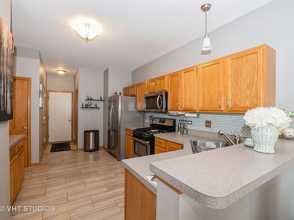 5th image of 17506 S Gilbert Dr
