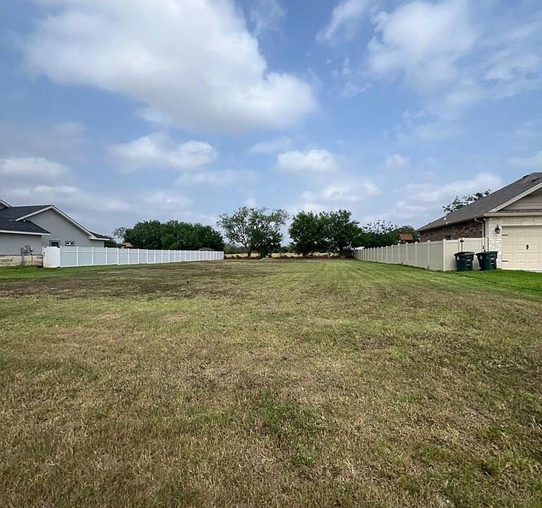 2nd image of 0 Thacker Ln