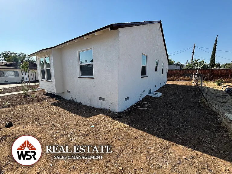 24352 Eucalyptus Ave — Photo 28