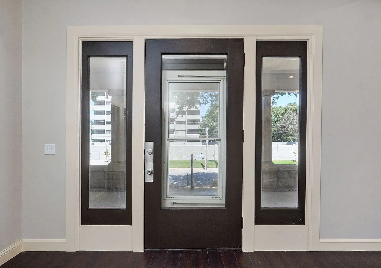 Walnut 920 — Photo 3