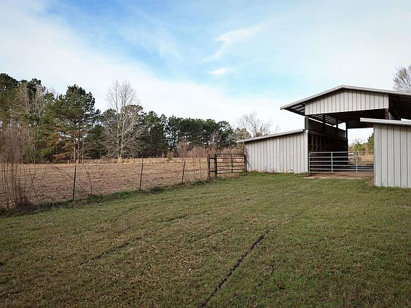 5th image of 1742 Harold Montgomery Rd