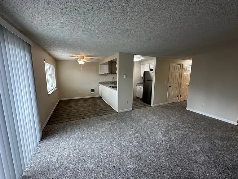 Evanbrook Apartments — Photo 66