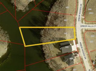 1110 Arbor Woods Dr, Pleasant Hill, IA 50327