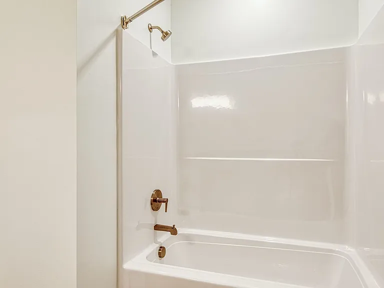 The Apartments at Hallstead Reserve. Modern. Welcoming. Authentically Suffolk. — Photo 56