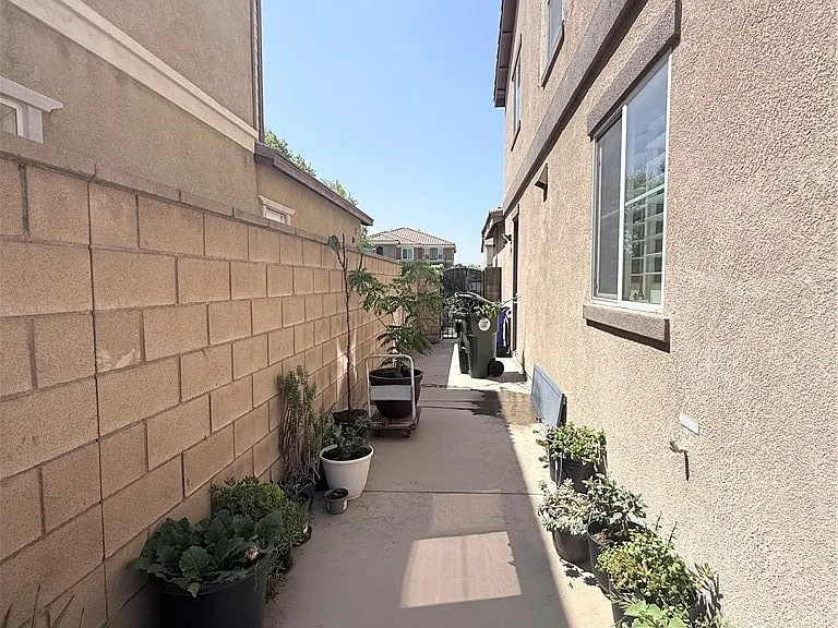 16360 River Glen Ln — Photo 19