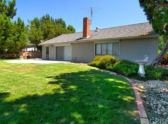 5th image of 23373 Balmoral Ln
