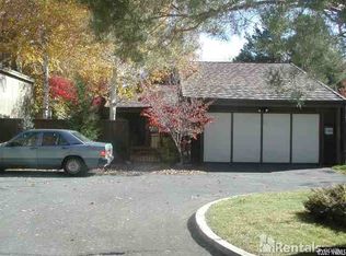 390 W Riverview Cir, Reno, NV 89509