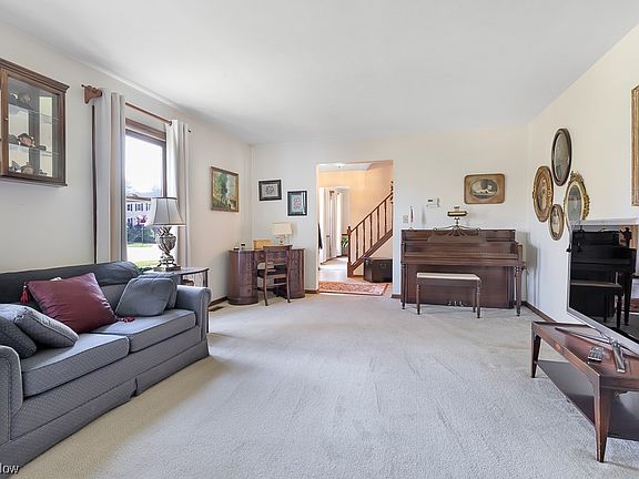 3rd image of 19292 Cherry Stone Ln