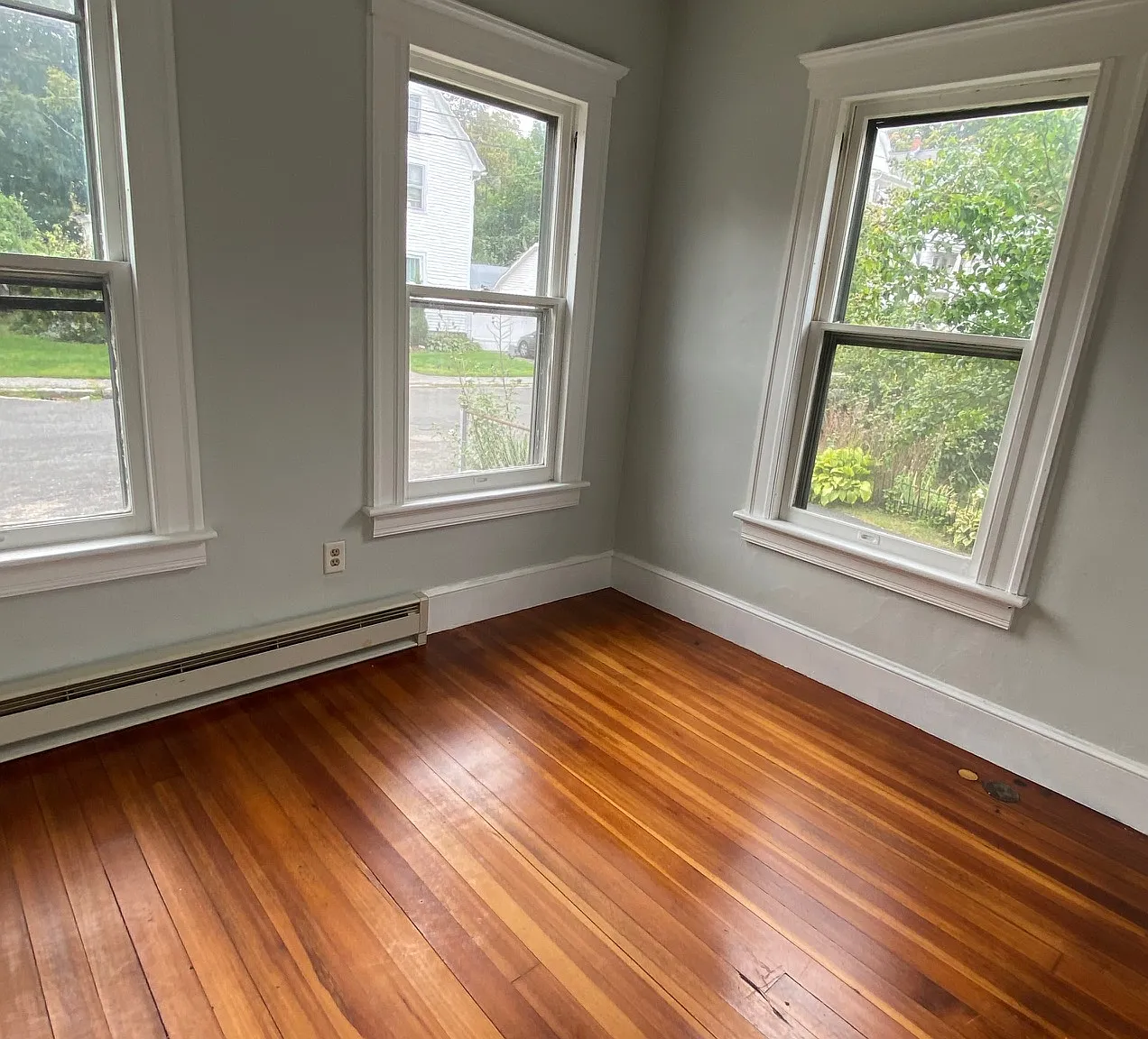 1 bed, $1,000 — Photo 3