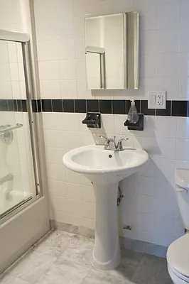 Rented by Keller Williams NYC | media 18