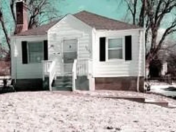 6828 N Hanley Rd, Saint Louis, MO 63134