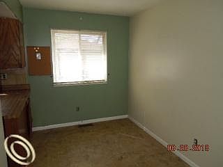 4th image of 6072 Westlake St