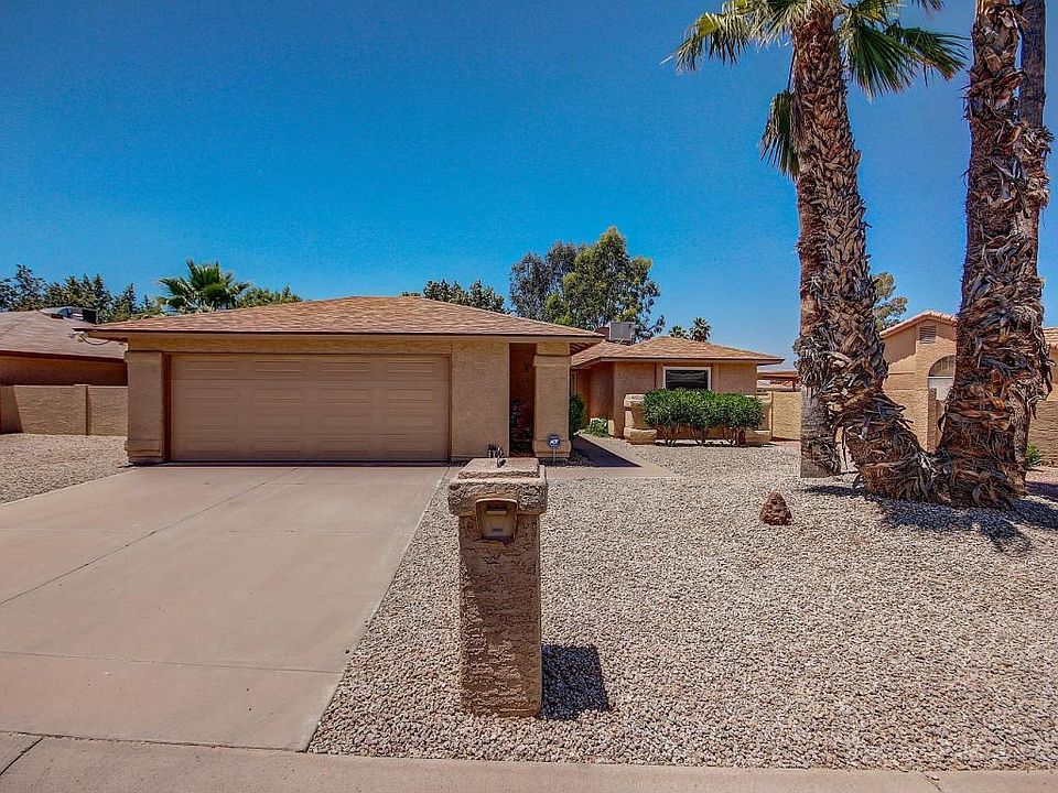 1st image of 26610 S Pear Tree Dr