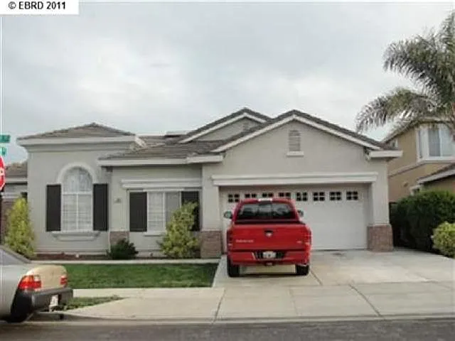 1380 Clay Ct photo 1