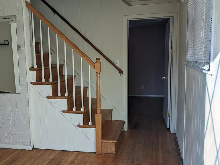 2326 Searles Rd — Photo 6