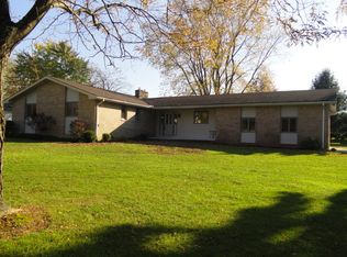 3680 Ridgewood Dr, Hermitage, PA 16148