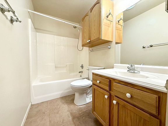 5th image of 6131 N Buckboard Dr #1