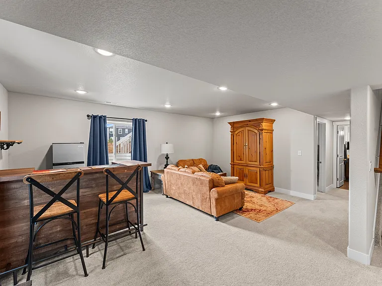5204 Roundhouse Dr — Photo 39