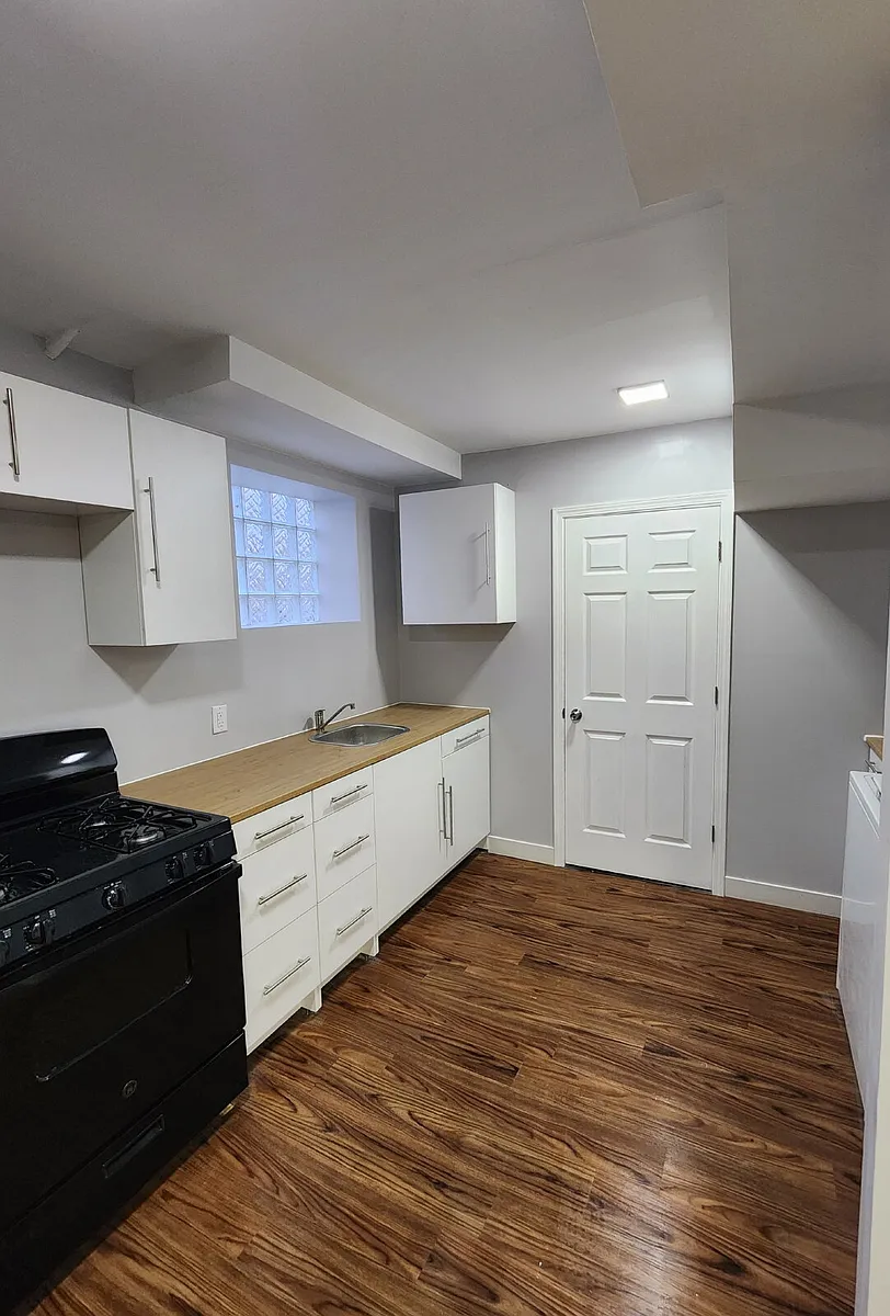 Building Photo - 7302 Columbia Ave #C