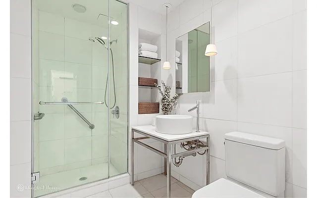 Rented by Douglas Elliman | media 8